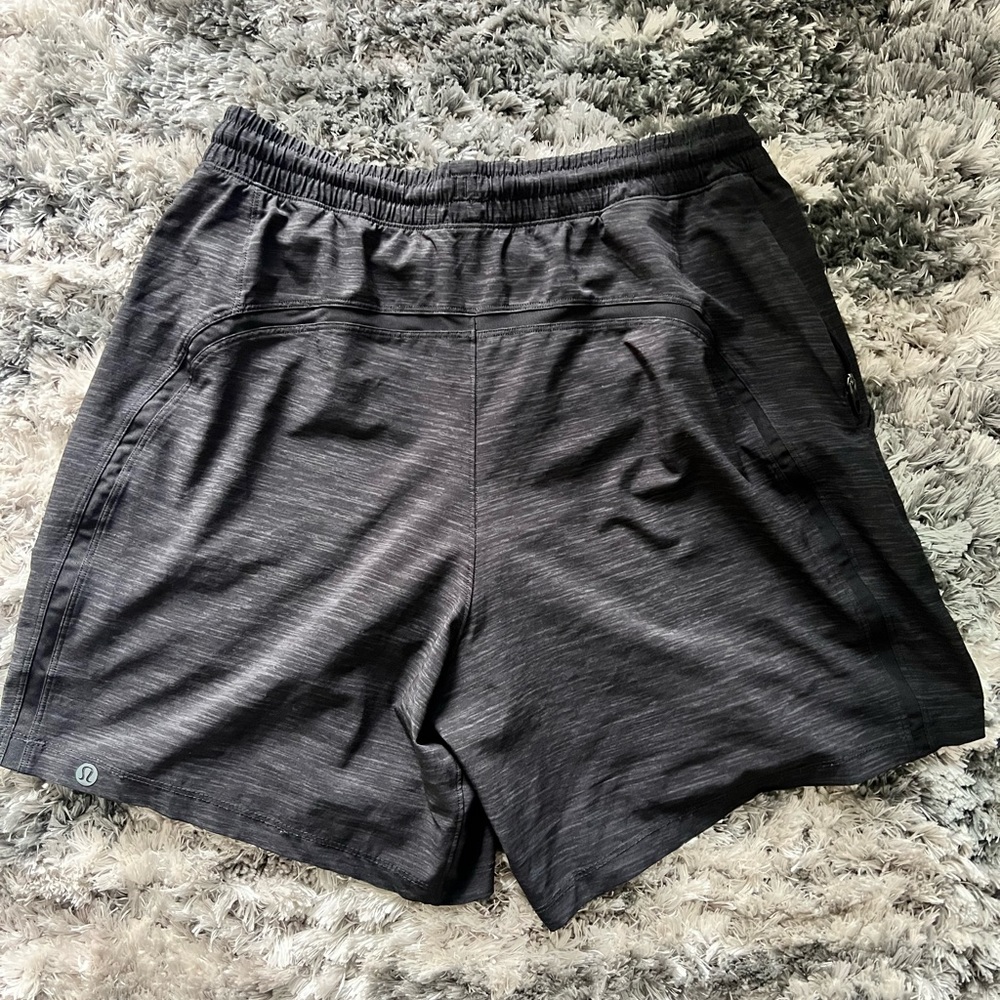 🔥LULULEMON PACE BREAKER SHORTS🔥